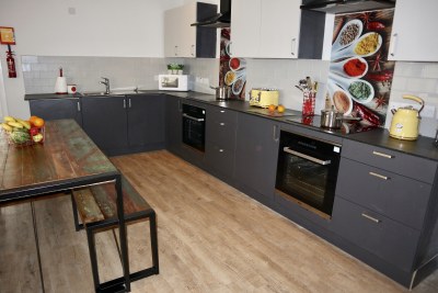 324 Oystermouth Road photo