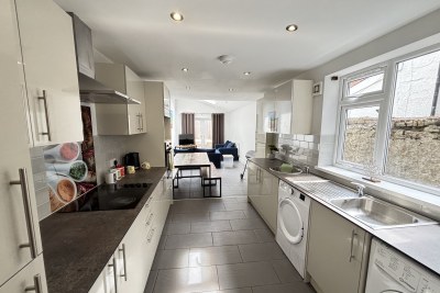 9 Alexander Street, Cathays photo